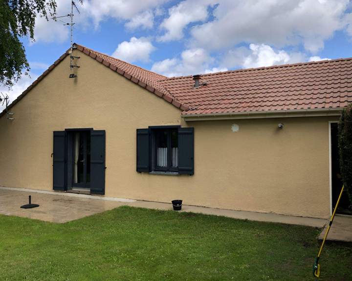 Service de démoussage de toiture Cambrai