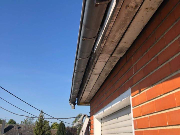 Installation de gouttière en aluminium Cambrai